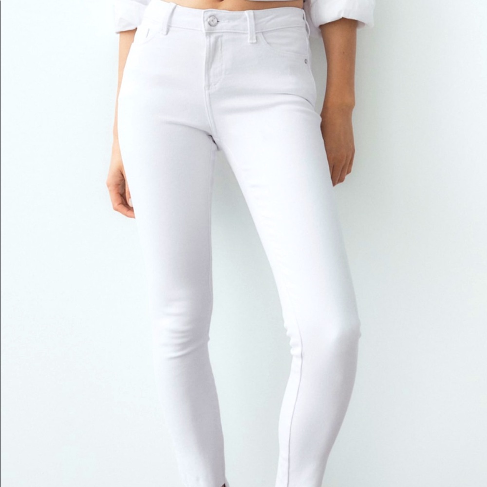 Zara White Studded Denim Jeans